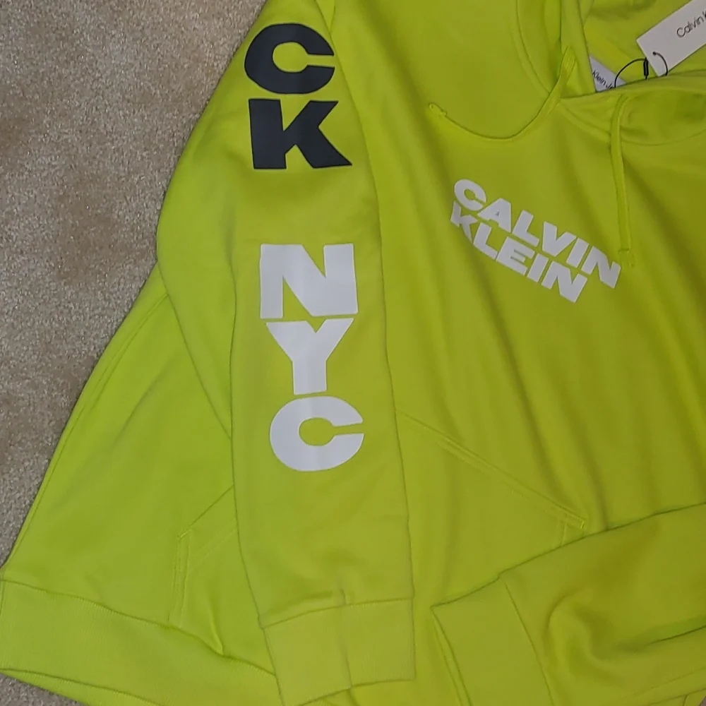 Calvin Klein logo pullover hoodie, NEW - Picture 2 of 4